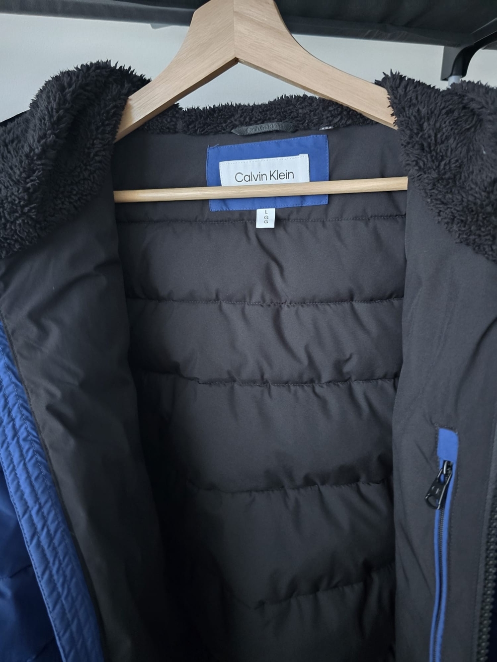 Calvin Klein Men's Blue Hooded Puffer Jacket Sherpa Lined Hood - Picture 5 of 10